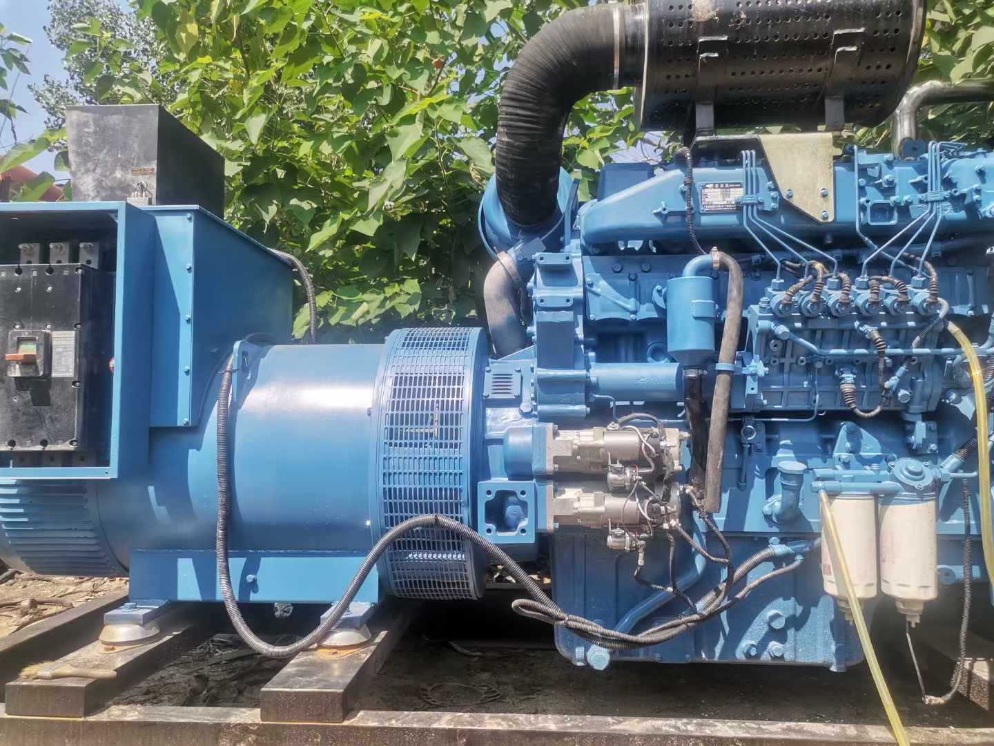 额济纳详细说明降低 800kW 柴油发电机输出电流波动的方法