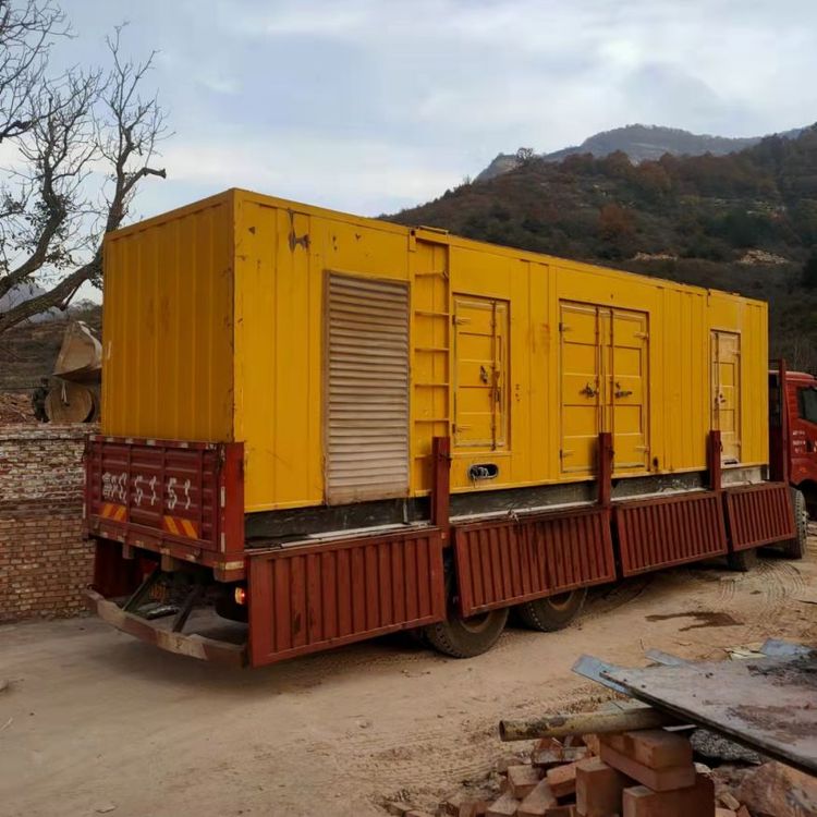 额济纳200kW 发电机组在带电阻性负载时，输出功率会受到哪些因素的影响？